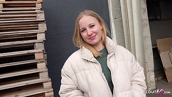 NĚMECKÉ průzkumné německé PAWG Student Marie Erekt Stříkat, zatímco Hrubé Lití Kurva